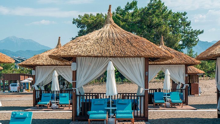 Liberty Fabay - Pavillon