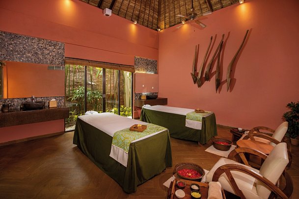 Away Bali Legian Camakila