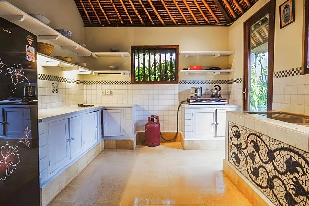 Bebek Cottage Sanur - Beispiel Küche Two Bedroom Cottage (Zimmercodierung BB2)