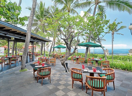 Legian Beach Hotel