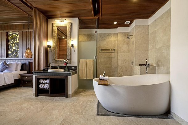 Bali Tropic Resort & Spa - Beispiel Bad Club (Zimmercodierung UL1)