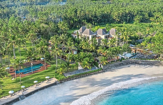 Candi Beach Resort & Spa