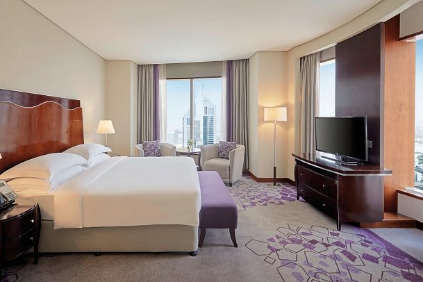 Rose Rayhaan by Rotana - Wohnbeispiel Large Corner Room (Zimmercodierung DB2)