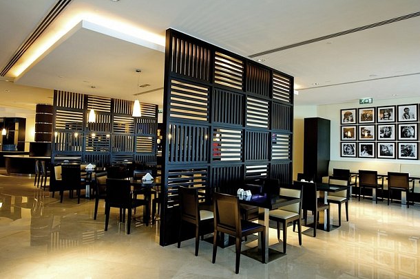 Holiday Inn Express Dubai Airport - Restaurant