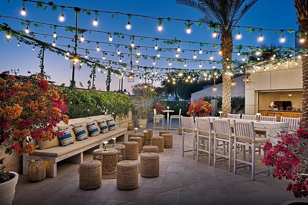 Sheraton Dubai Creek Hotel & Towers