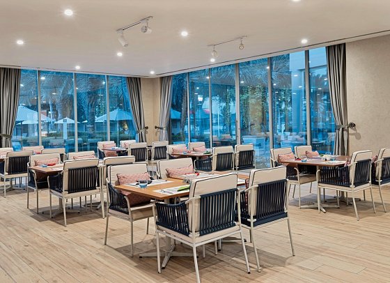 Rixos The Palm Dubai Hotel & Suites