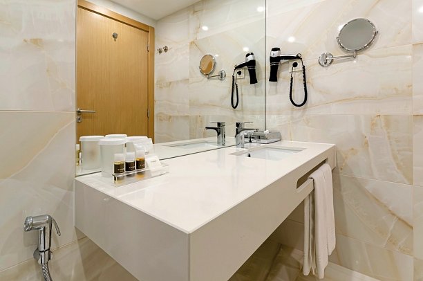 Turim Presidente Hotel - Beispiel Bad (Zimmercodierungen DB1, DB2, DBC, D1C & DBM)