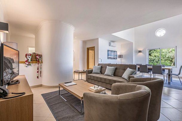 NAU Salema Beach Village - Wohnbeispiel Townhouse 3 Schlafzimmer (Zimmercodierung PB3)