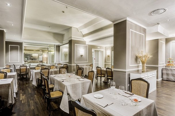 Plaza Hotel Lucchesi