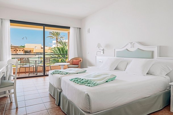 Iberostar Waves Playa Gaviotas - Wohnbeispiel Doppelzimmer Meerblick (Zimmercodierungen D1M & D2M)