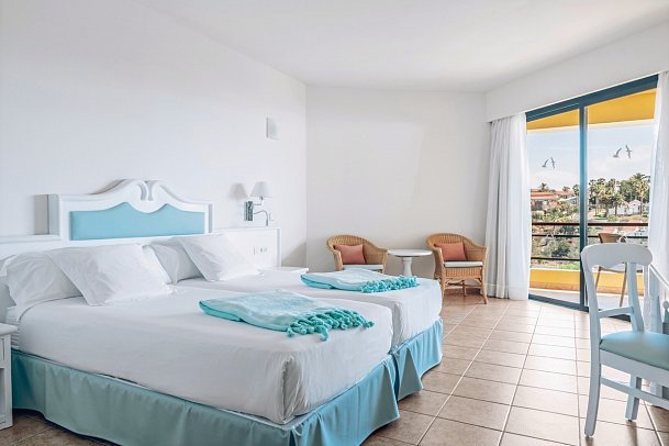 Iberostar Waves Playa Gaviotas - Wohnbeispiel Doppelzimmer seitl. Meerblick (Zimmercodierungen D1N & D2N)