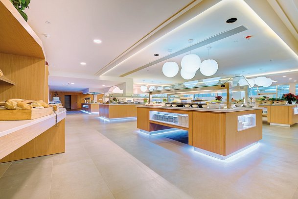 SBH Monica Beach Resort