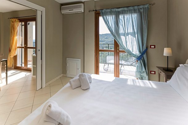 Villa Giada spEace&Stay Resort - Wohnbeispiel Four-room Apartment Superior IBIS (Zimmercodierung PB1)