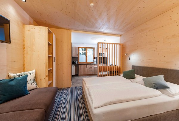 Aparthotel Ferienalm - Wohnbeispiel Dreibettzimmer Ennstal (Zimmercodierung TB1)