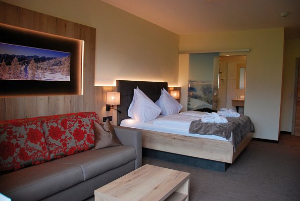 Hotel Restaurant Pariente - Wohnbeispiel Familienzimmer Deluxe (Zimmercodierung FD1)