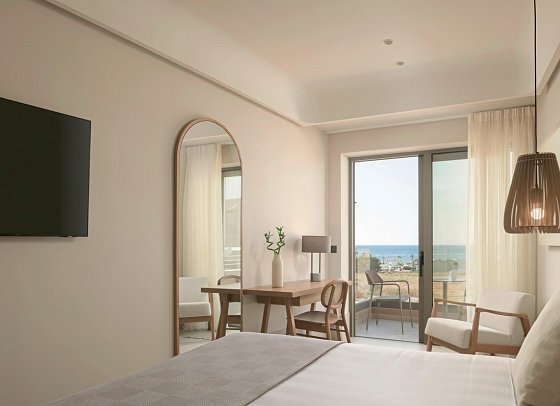 Paralos Venus Suites
