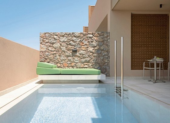 Paralos Venus Suites