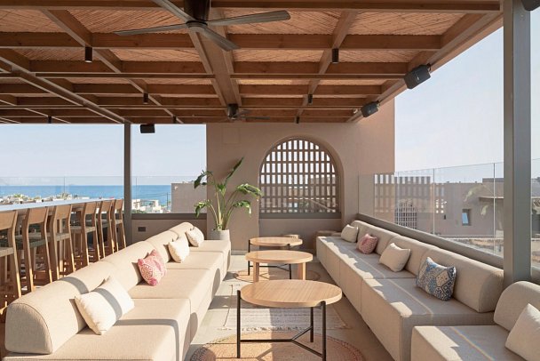 Paralos Venus Suites