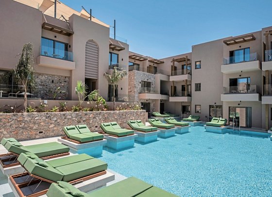 Paralos Venus Suites