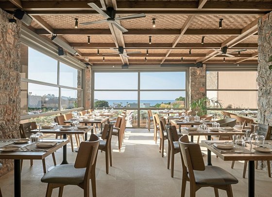 Paralos Venus Suites