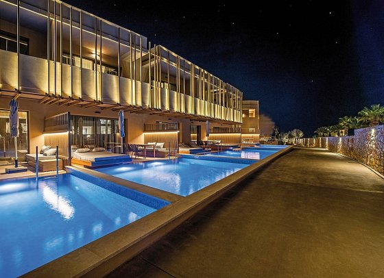 Senseana Sea Side Resort & Spa