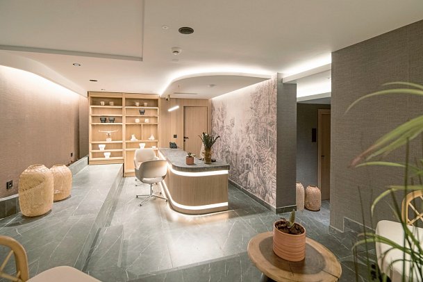 Senseana Sea Side Resort & Spa