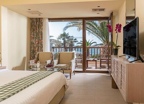 Aquila Rithymna Beach - Wohnbeispiel Familienzimmer Gartenblick (Zimmercodierung FBG)