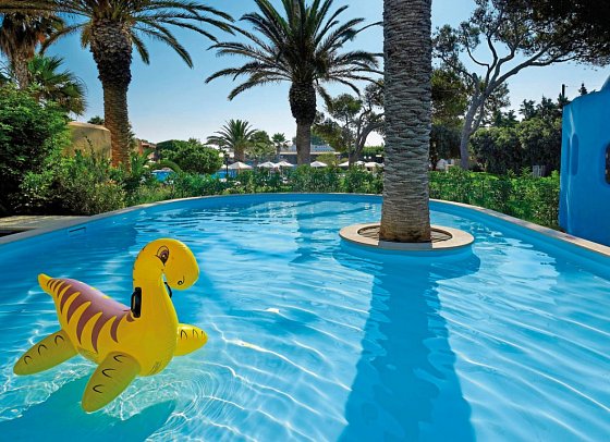Aquila Rithymna Beach
