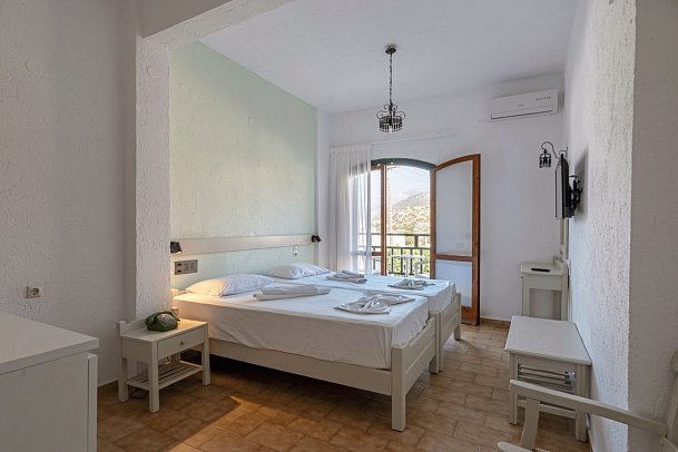 Paloma Garden & Corina - Zimmercodierung DB1