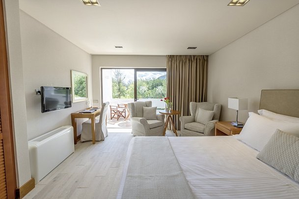 Elounda Bay Palace - Wohnbeispiel Doppelzimmer Classic Bergblick (Zimmercodierung DBB)