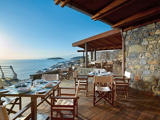 St. Nicolas Bay Resort Hotel & Villas - Blue Bay Beach Restaurant