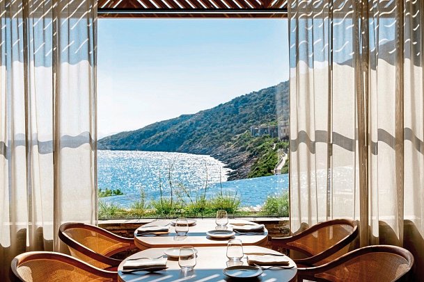 Daios Cove - Ocean Restaurant