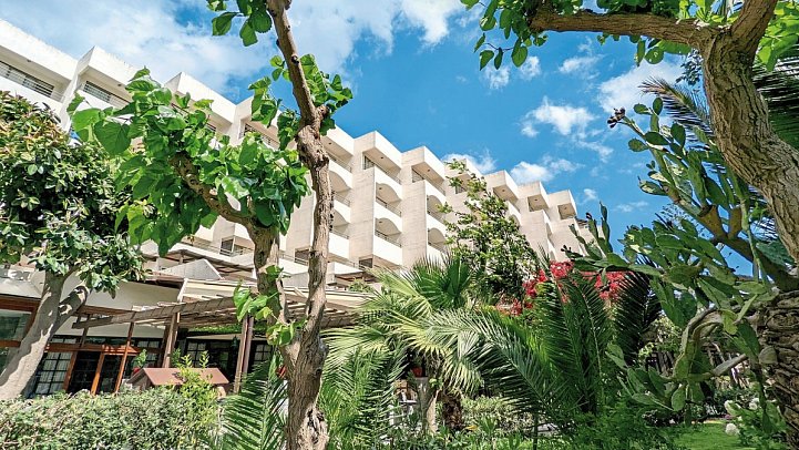 Apollonia Beach Resort & Spa