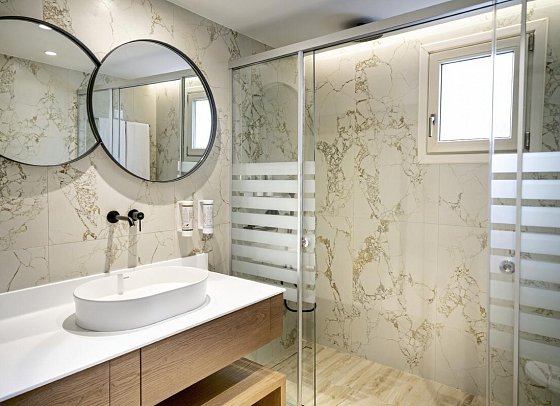 Iberostar Selection Creta Marine - Wohnbeispiel Juniorsuite Deluxe Meerblick (Zimmercodierungen JB1 & JB2)