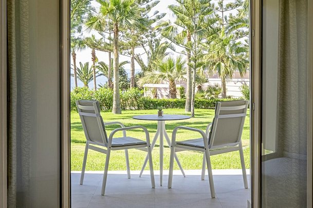 Iberostar Selection Creta Marine - Wohnbeispiel Familienzimmer Gartenblick (Zimmercodierungen F1G & F2G)