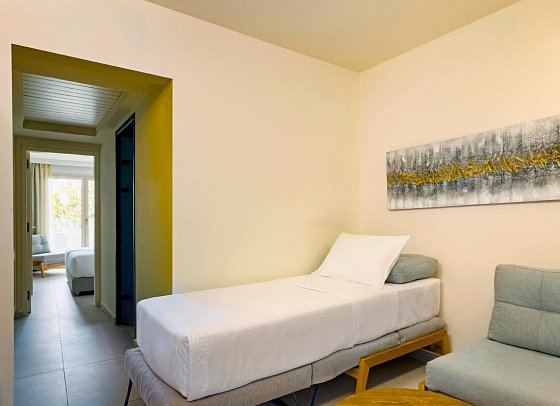 Iberostar Selection Creta Marine - Wohnbeispiel Familienzimmer Gartenblick (Zimmercodierungen F1G & F2G)