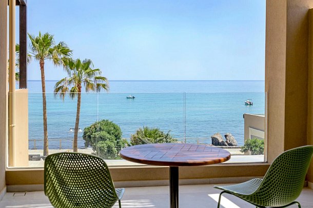 Blue Sea Beach Affiliated by Melia - Wohnbeispiel Familienzimmer Meerblick (Zimmercodierung FBM)