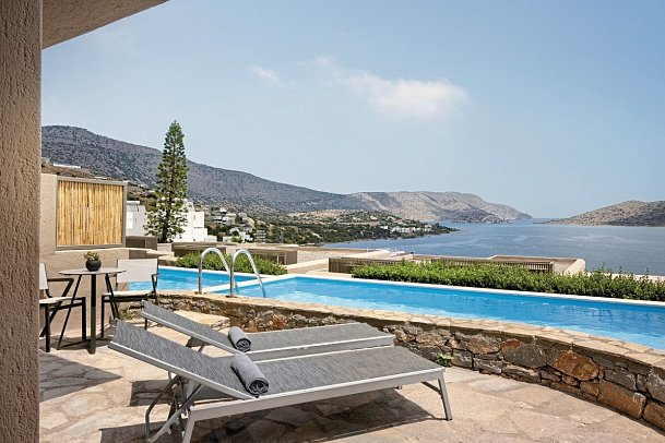 Domes Aulus Elounda, Curio Collection by Hilton - Wohnbeispiel Suite Meerblick Sapphire Cosy Privat-Pool (Zimmercodierung W3M)