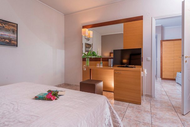 Athina Palace Resort&Spa