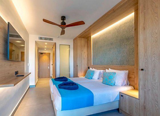 Aphrodite Beach Club - Wohnbeispiel Doppelzimmer Superior Meerblick (Zimmercodierung DSM)