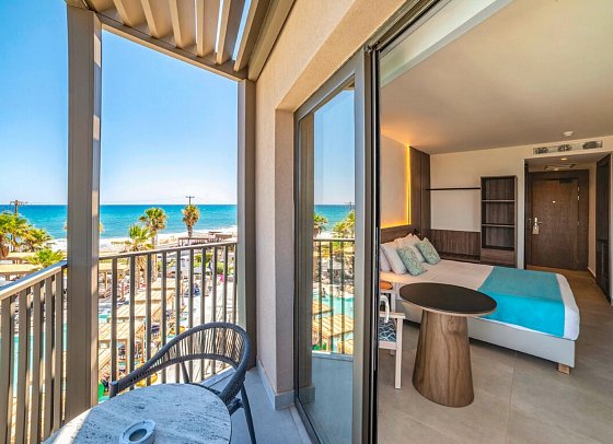 Aphrodite Beach Club - Wohnbeispiel Doppelzimmer Superior Meerblick (Zimmercodierung DSM)