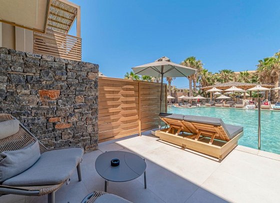 Aphrodite Beach Club - Wohnbeispiel Juniorsuite Swim-Up Gemeinschaftspool (Zimmercodierung JBQ)