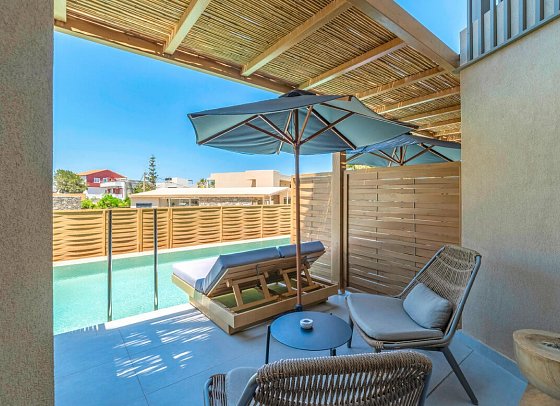 Aphrodite Beach Club - Wohnbeispiel Doppelzimmer Deluxe Swim-Up Gemeinschaftspool (Zimmercodierung DDQ)
