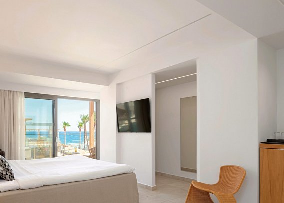 High Beach White - Wohnbeispiel Suite Deluxe Meerblick (Zimmercodierung WDM)