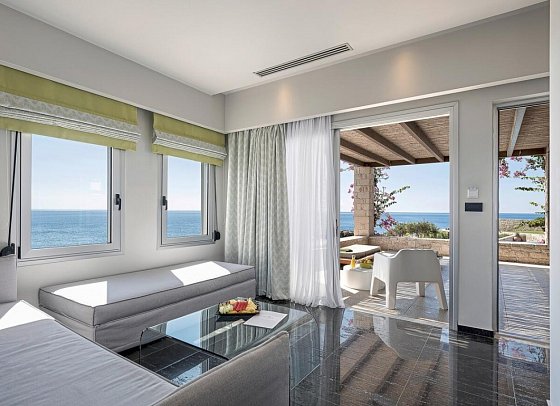 Kakkos Beach - Wohnbeispiel Juniorsuite Meerblick (Zimmercodierung JBM)