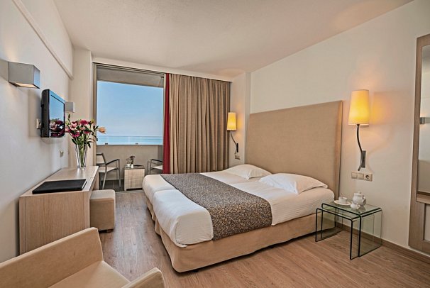 Kriti Beach Hotel - Wohnbeispiel Doppelzimmer Superior Meerblick (Zimmercodierung DSM)