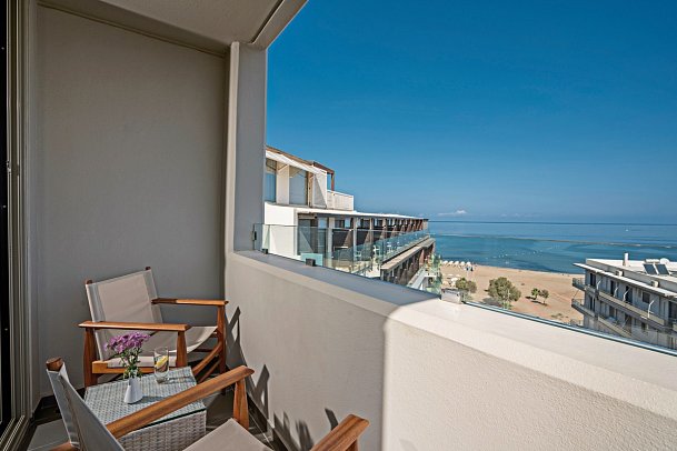 Kriti Beach Hotel - Wohnbeispiel Doppelzimmer Superior Meerblick (Zimmercodierung DSM)