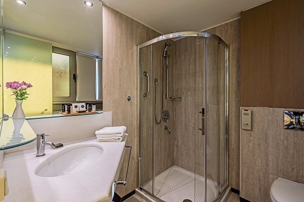 Kriti Beach Hotel - Wohnbeispiel Juniorsuite Meerblick (Zimmercodierung J1M)