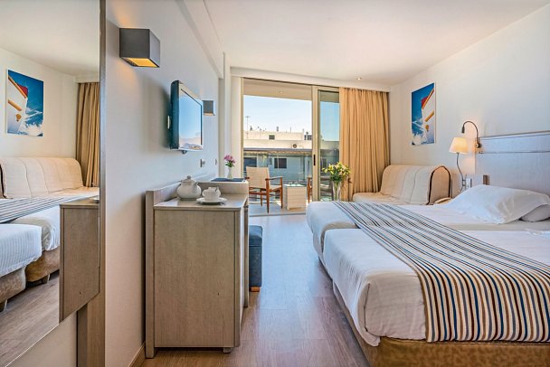 Kriti Beach Hotel - Zimmercodierung J1N