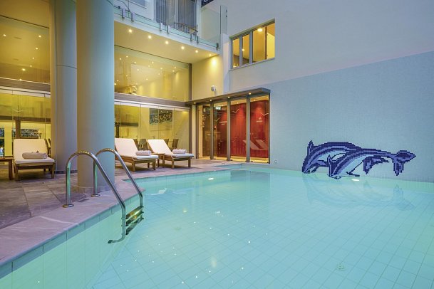 Kyma Suites Beach Hotel